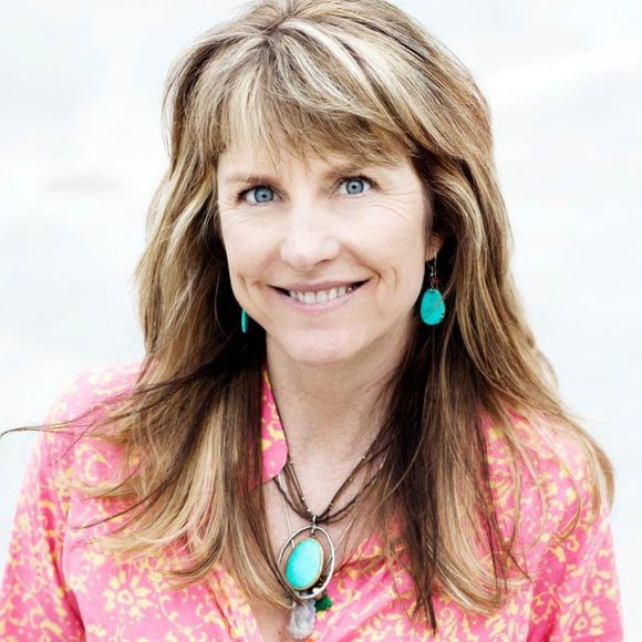 Meet your Posher, Erin - Picture 1 of 1